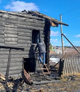 Проводится проверка по факту гибели пенсионерки в результате пожара в Коношском районе