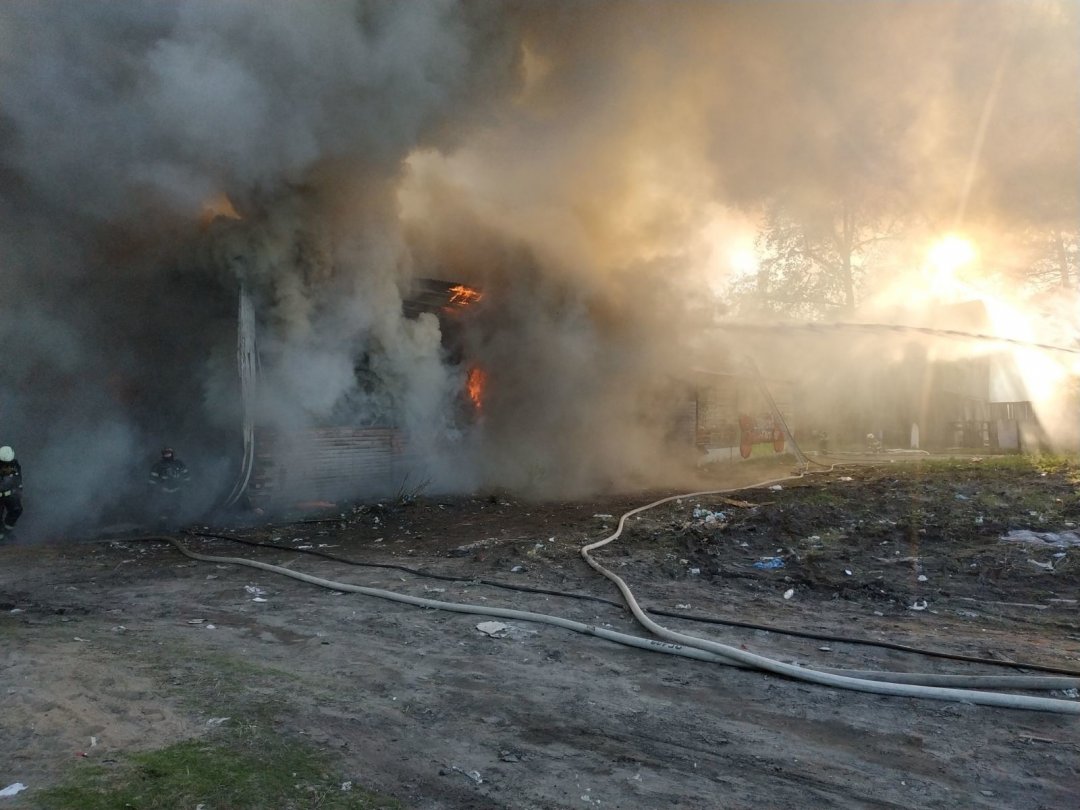 Пожарно-спасательные подразделения выезжали на пожар в Коношском районе Архангельской области