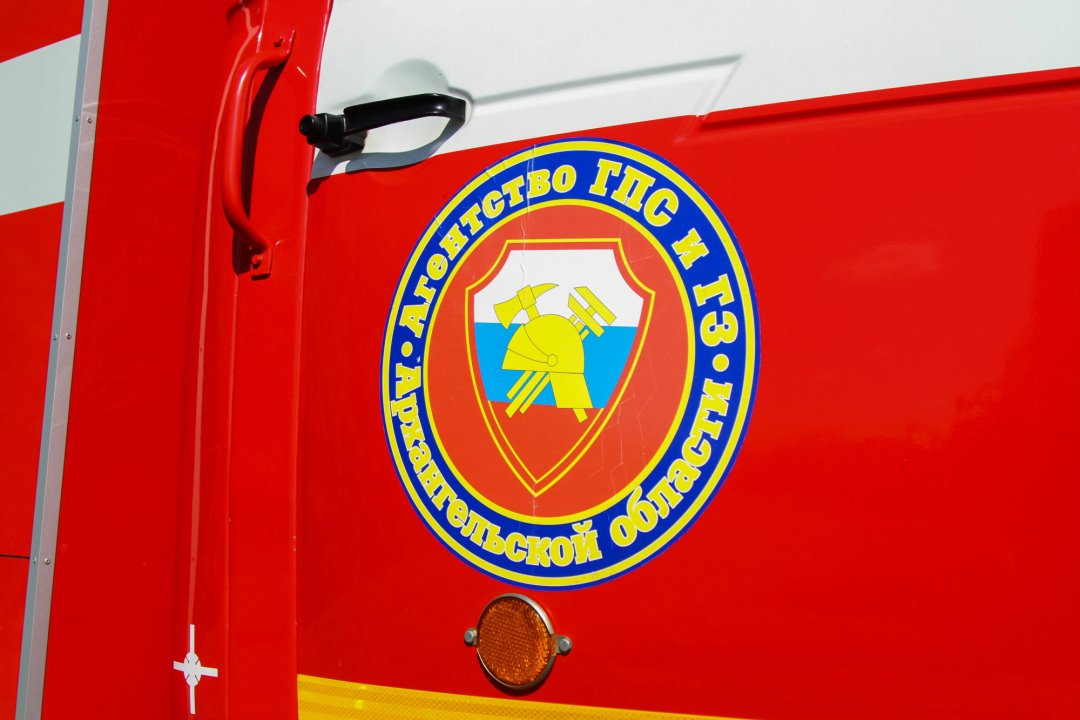 Пожарные подразделения выезжали на пожар в Коношском МР